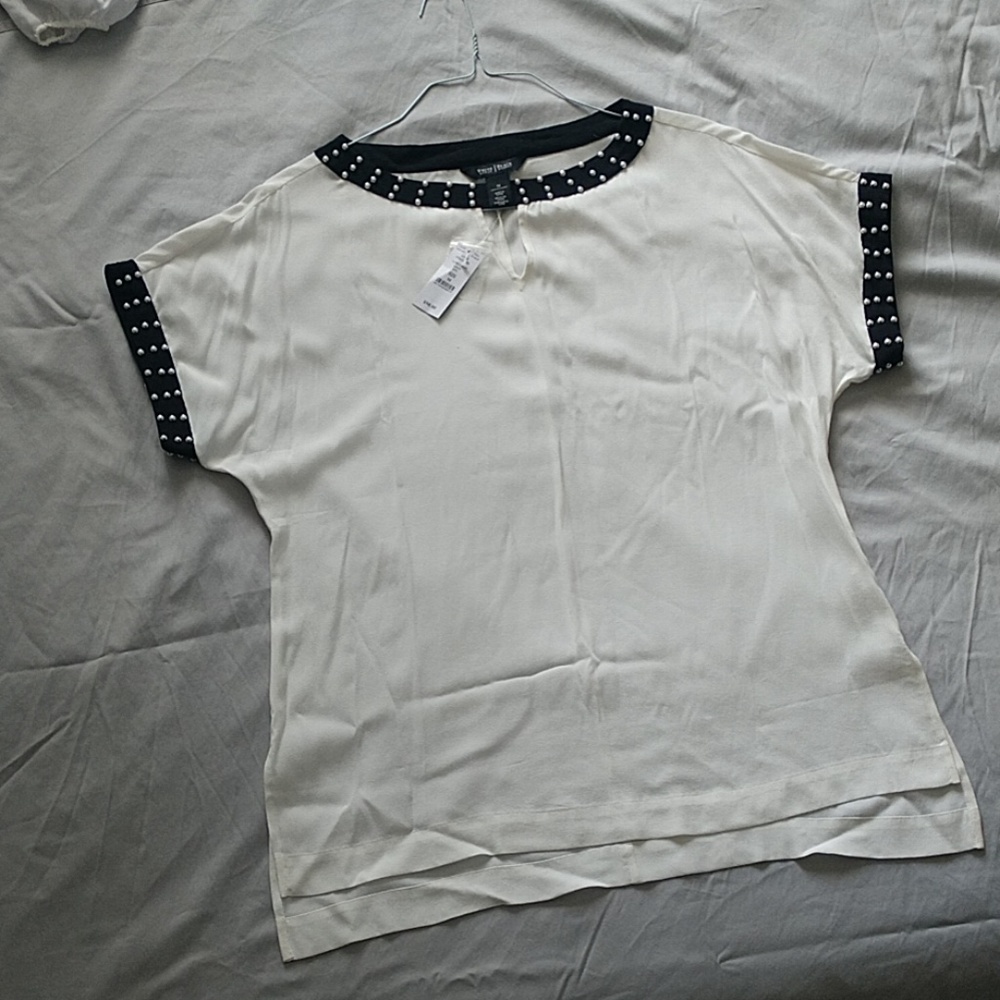 White House Black Market Short Sleeve Shirt